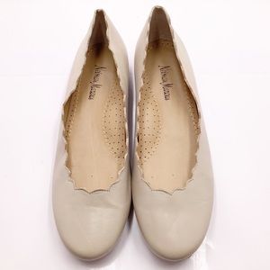 {Neiman Marcus} Sanya Scalloped Leather Ballet Flat